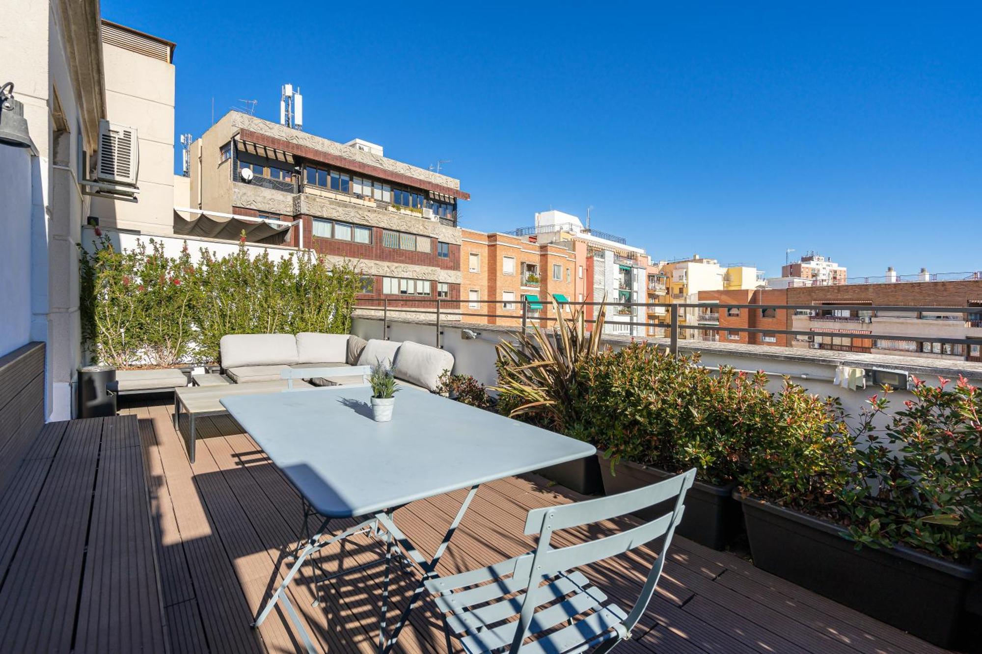 מדריד Feelathome Waldorf Suites Apartments מראה חיצוני תמונה