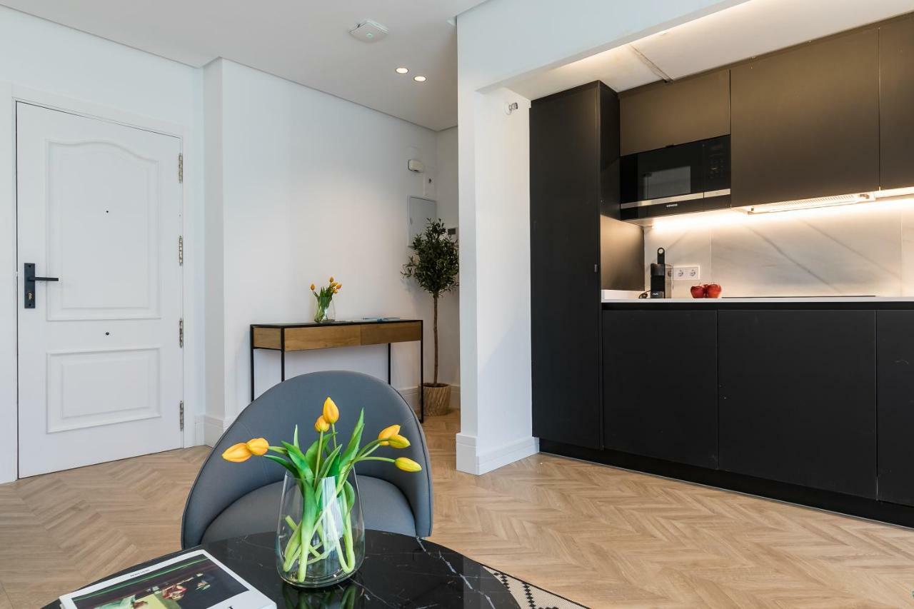 מדריד Feelathome Waldorf Suites Apartments מראה חיצוני תמונה